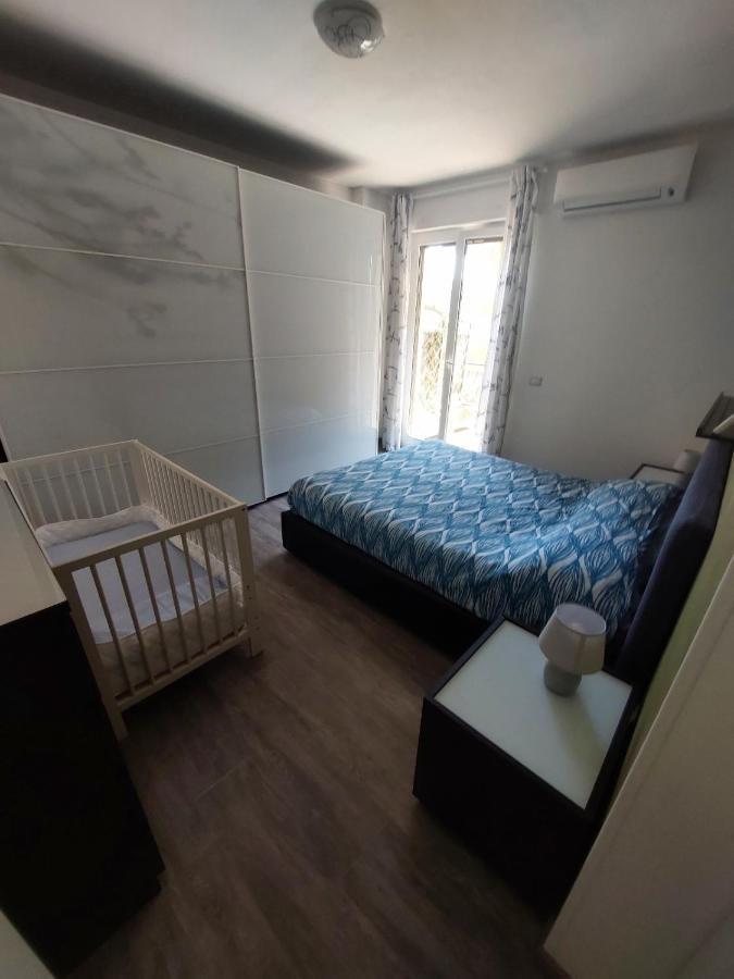 Ferienwohnung Casa Laura Ventimiglia Exterior foto
